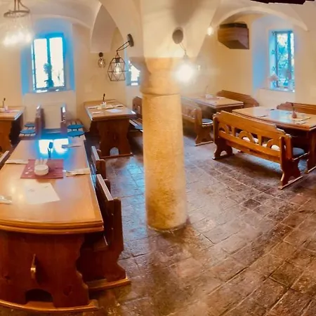 Tadeasovy Domky Guest house